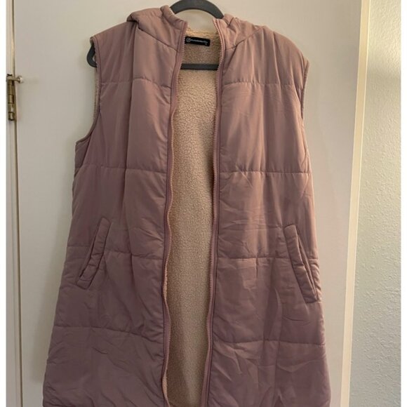 Long Warm Vest - Picture 1 of 3